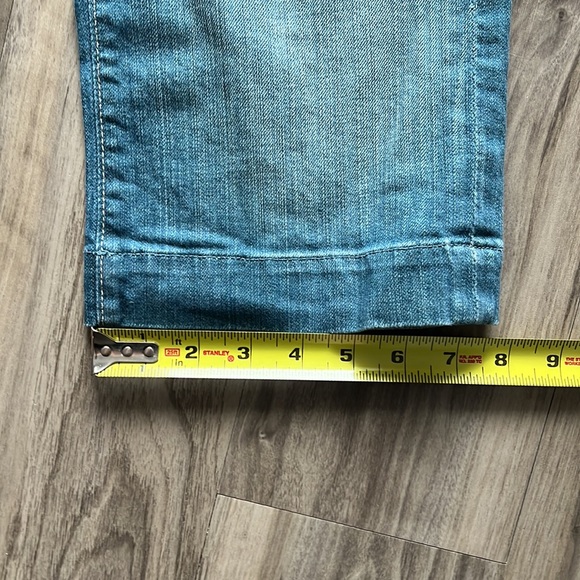 7 For All Mankind Denim Jean Short Capri - Picture 9 of 9